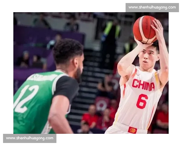 朱俊龙压哨三分点燃亚洲杯首战！中国男篮精妙配合掀翻沙特