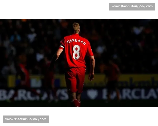 利物浦机场蛇表情暗讽阿诺德：叛徒标签引发忠诚争议