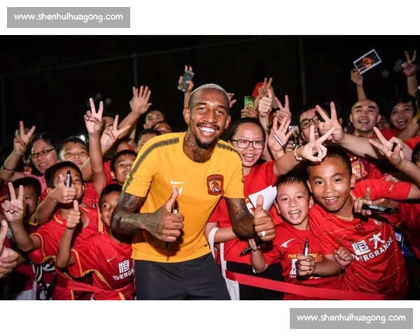 利雅得胜利官宣签下哈鲁内 - 卡马拉 342 万欧补强锋线深度 利雅得胜利官宣签下哈鲁内 - 卡马拉 342 万欧补强锋线深度