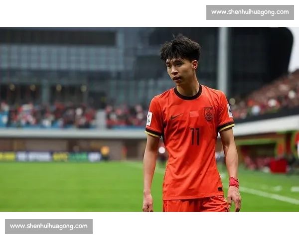 黄希扬点赞国足新星：王钰栋们的未来值得期待