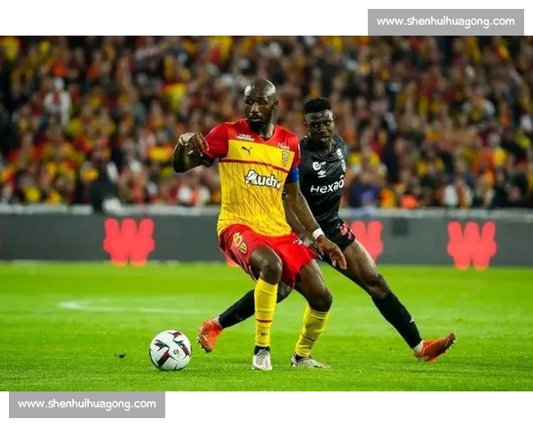 利雅得胜利官宣签下哈鲁内 - 卡马拉 342 万欧补强锋线深度